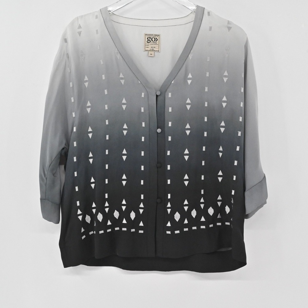 GO SILK Womens Top Size‎ XS Ombre Embroidered Gray Modern Elegant Button Blouse